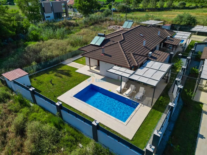 Villa Albatros Mera-1