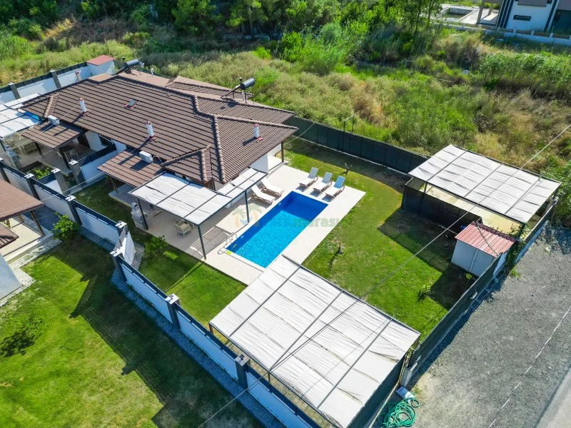 Villa Carisma Mera-2
