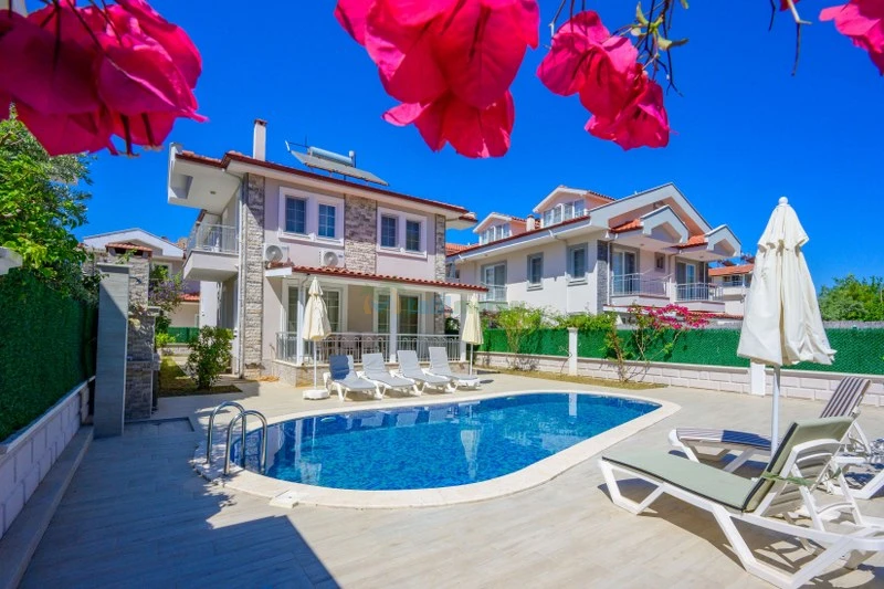 Villa Pera-1 Mera-275