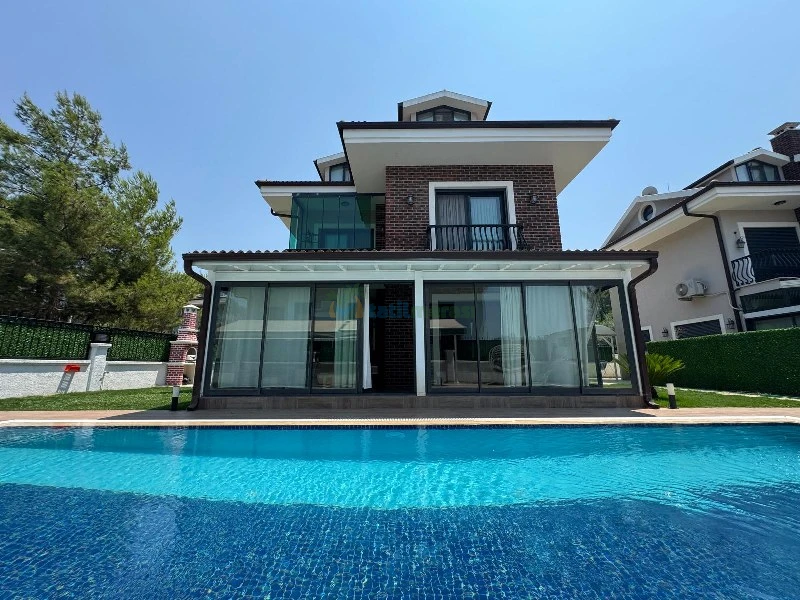 Villa Swan Mera-293